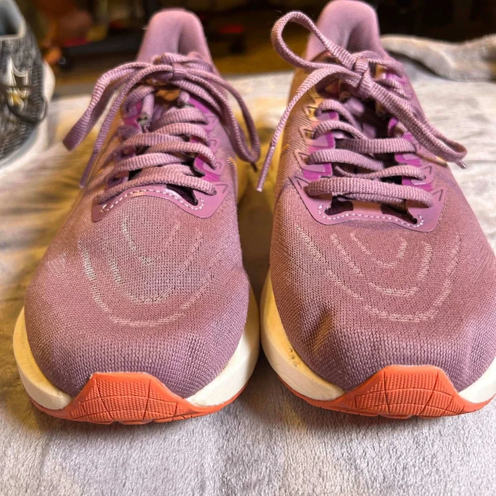 ASICS GT-2000 13 Womens 9.5 Wide Running Shoes Purple Orange 1012B457 Sneaker